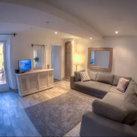 Centre Old Town 5 Pers 2 Bedroom Apartman