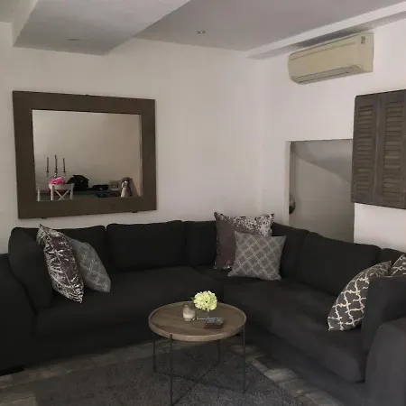Centre Old Town 5 Pers 2 Bedroom Cannes
